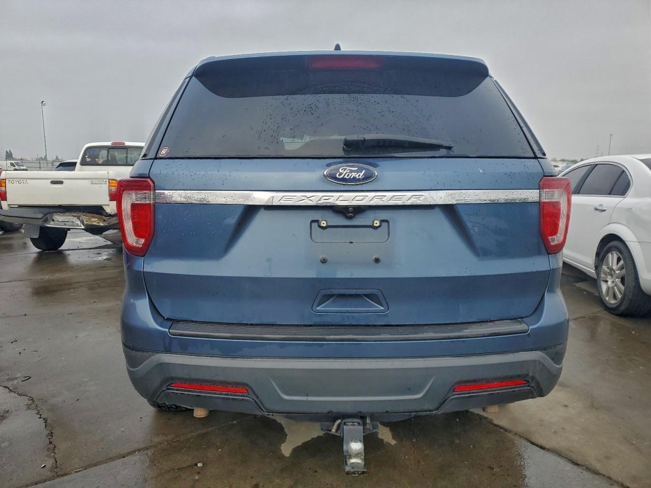 2018 FORD EXPLORER photo 6