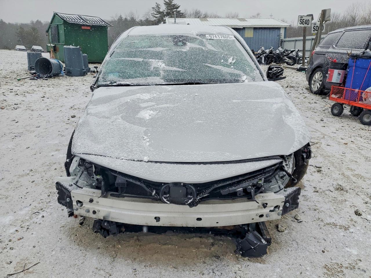 2022 TOYOTA CAMRY LE photo 5