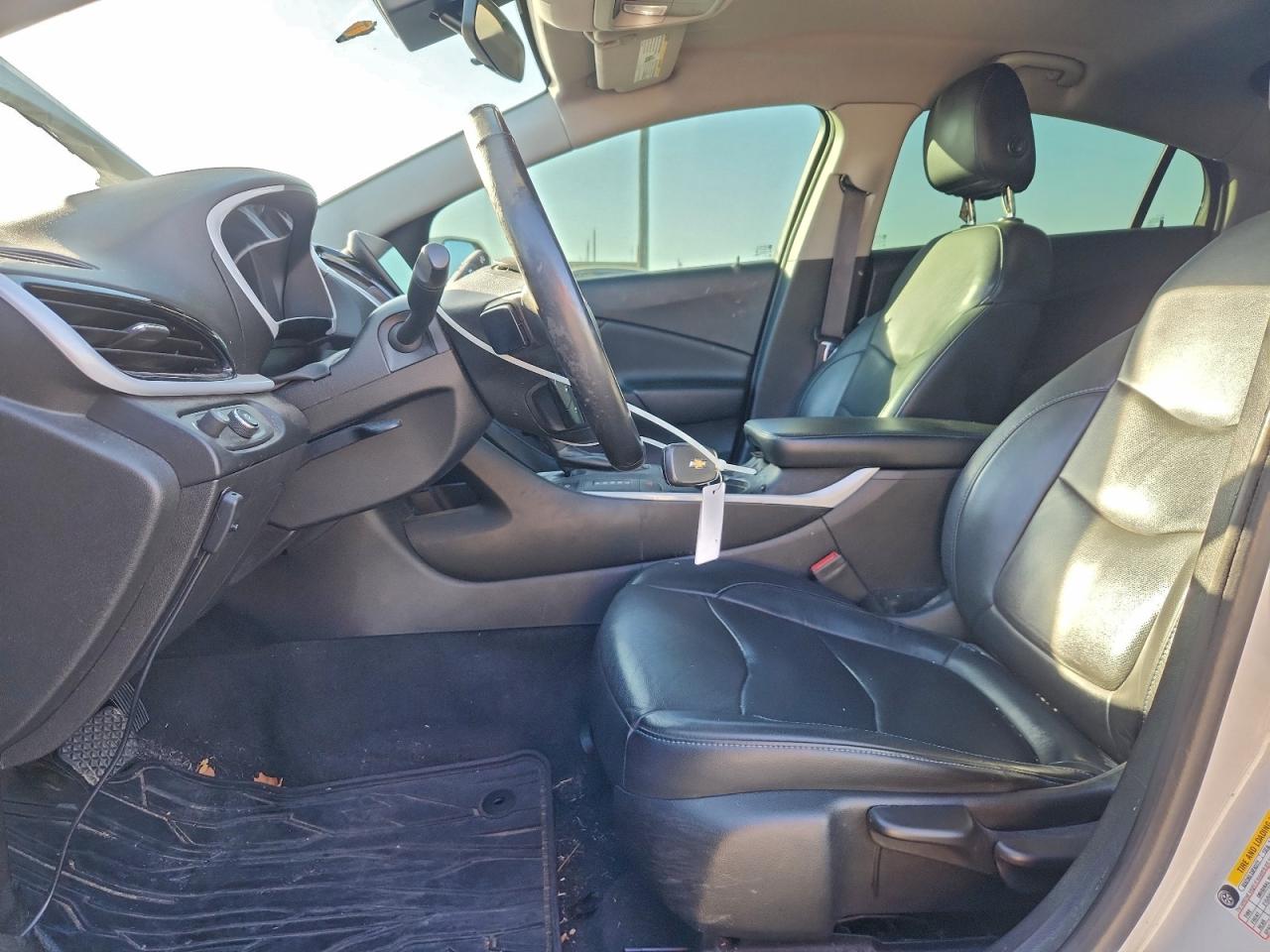 2017 CHEVROLET VOLT LT photo 7