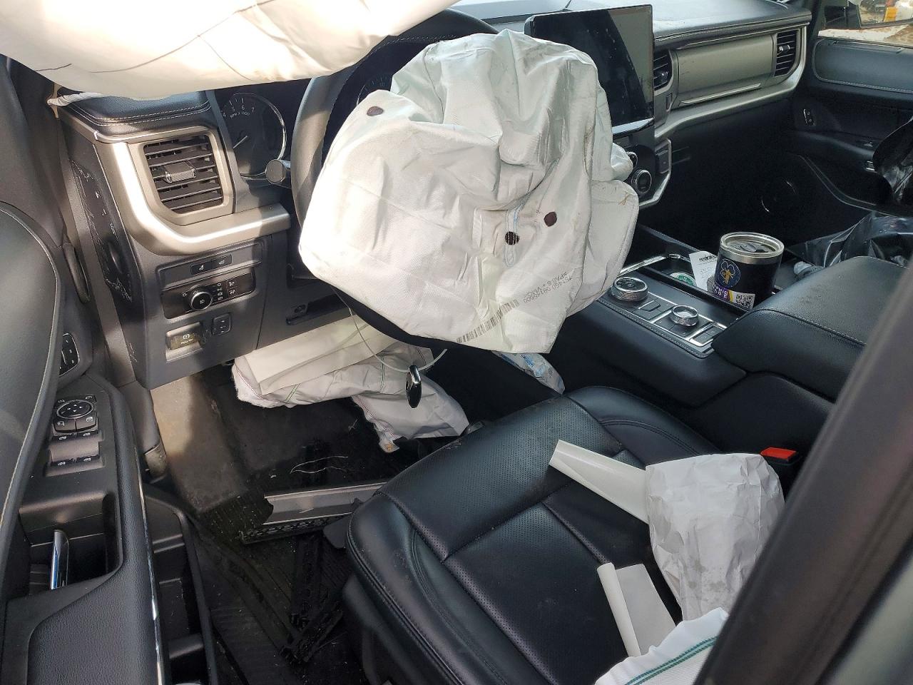 2024 FORD EXPEDITION MAX XLT photo 8