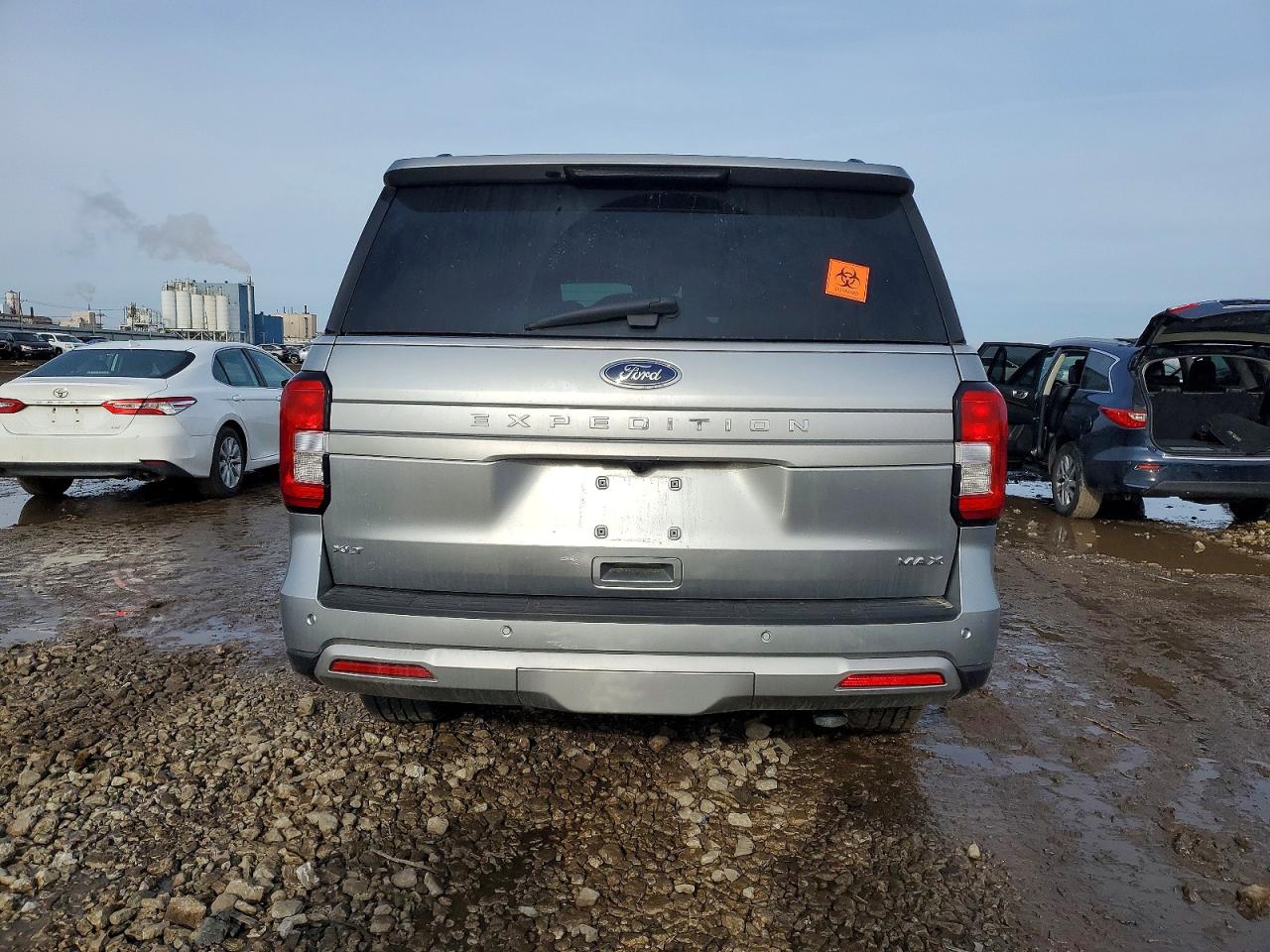 2024 FORD EXPEDITION MAX XLT photo 6