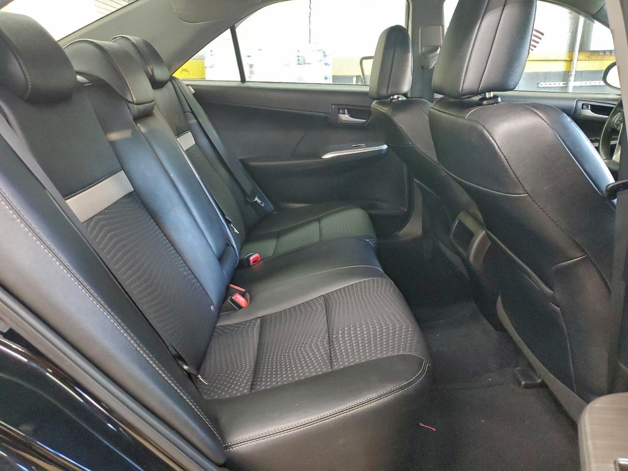 2012 TOYOTA CAMRY BASE photo 10