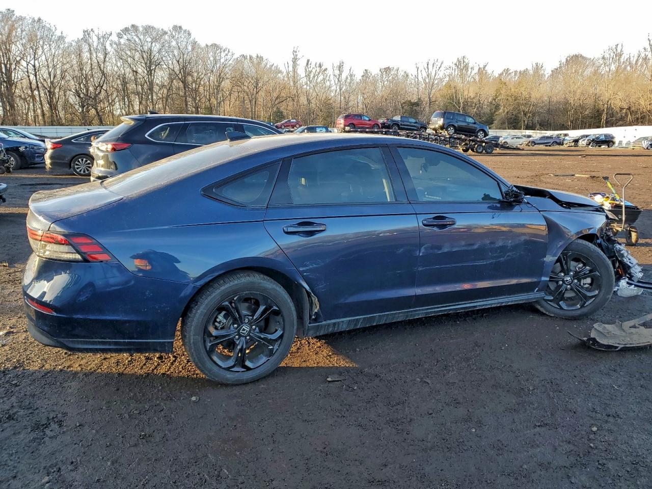 2025 HONDA ACCORD SE photo 3