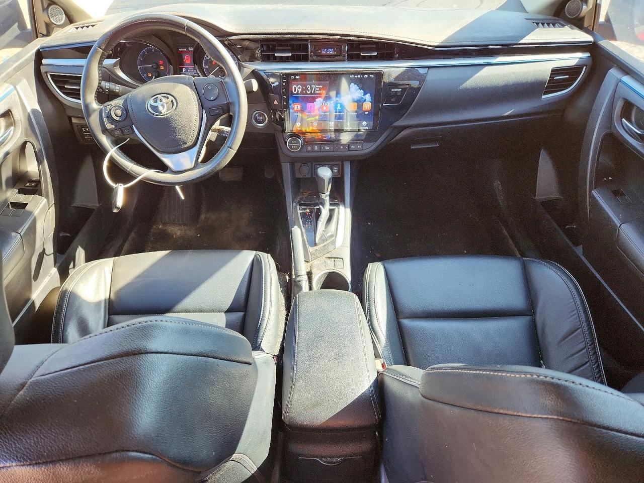 2014 TOYOTA COROLLA L photo 8