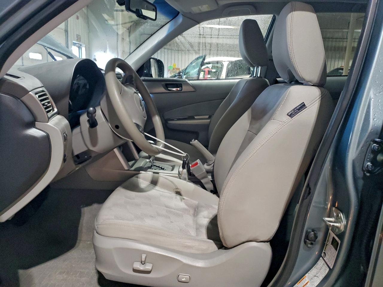 2010 SUBARU FORESTER 2.5X PREMIUM photo 13