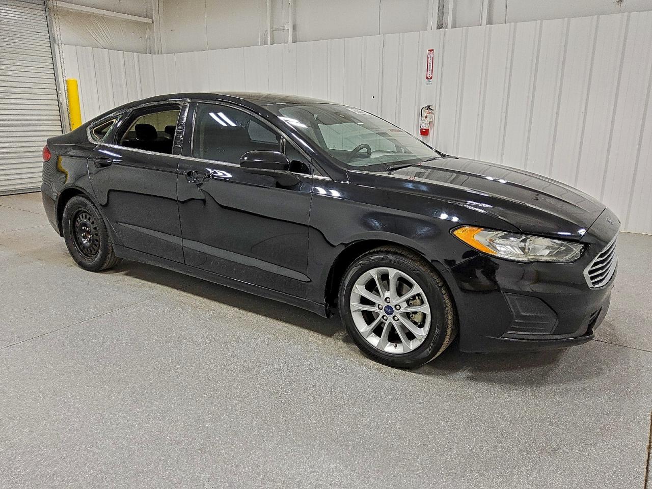 2020 FORD FUSION SE photo 4