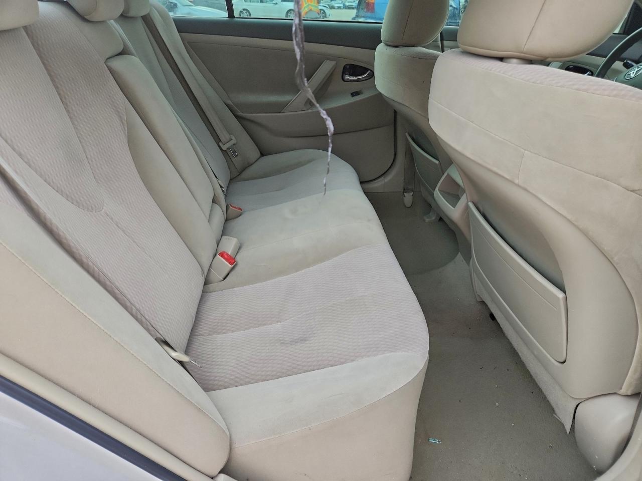 2011 TOYOTA CAMRY BASE photo 10