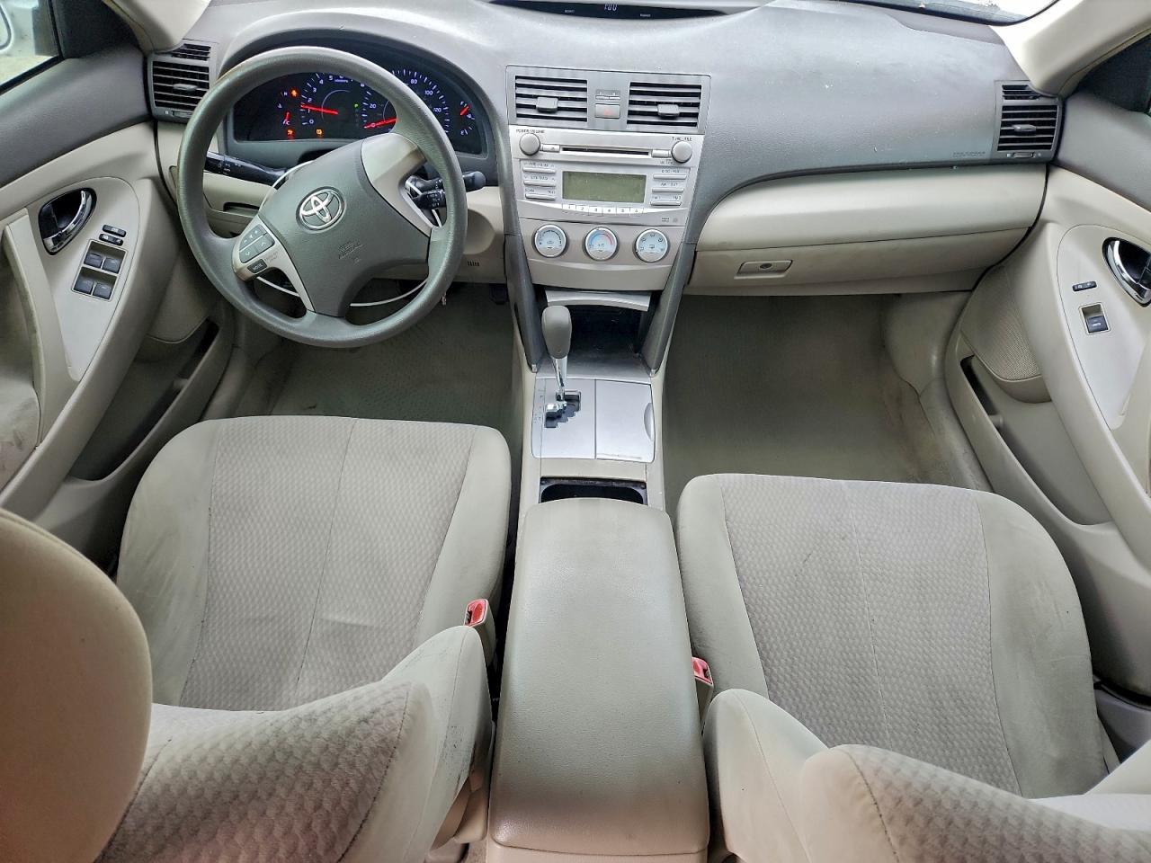 2011 TOYOTA CAMRY BASE photo 8