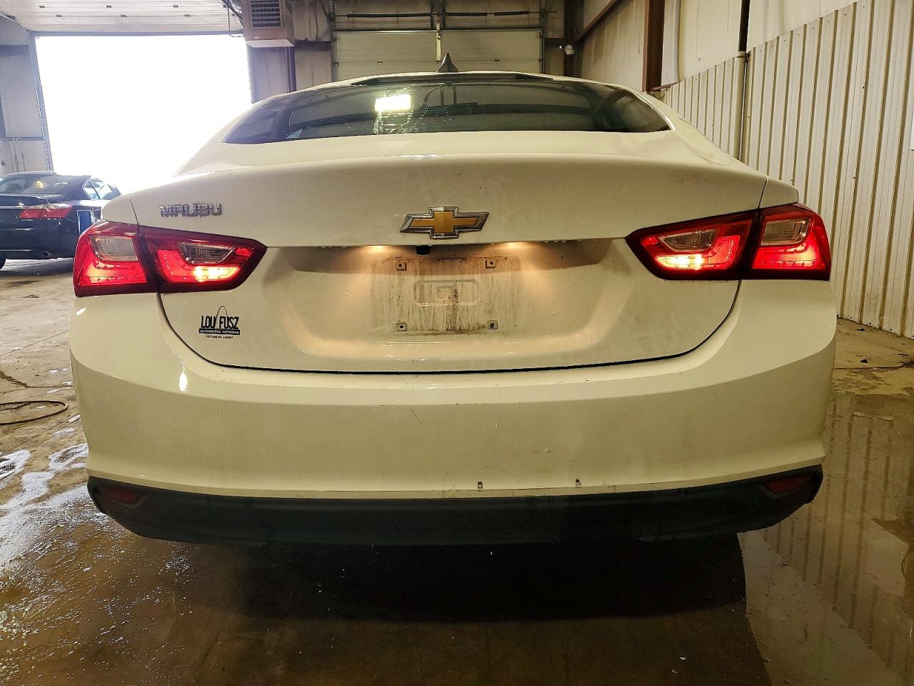 2018 CHEVROLET MALIBU LS photo 6