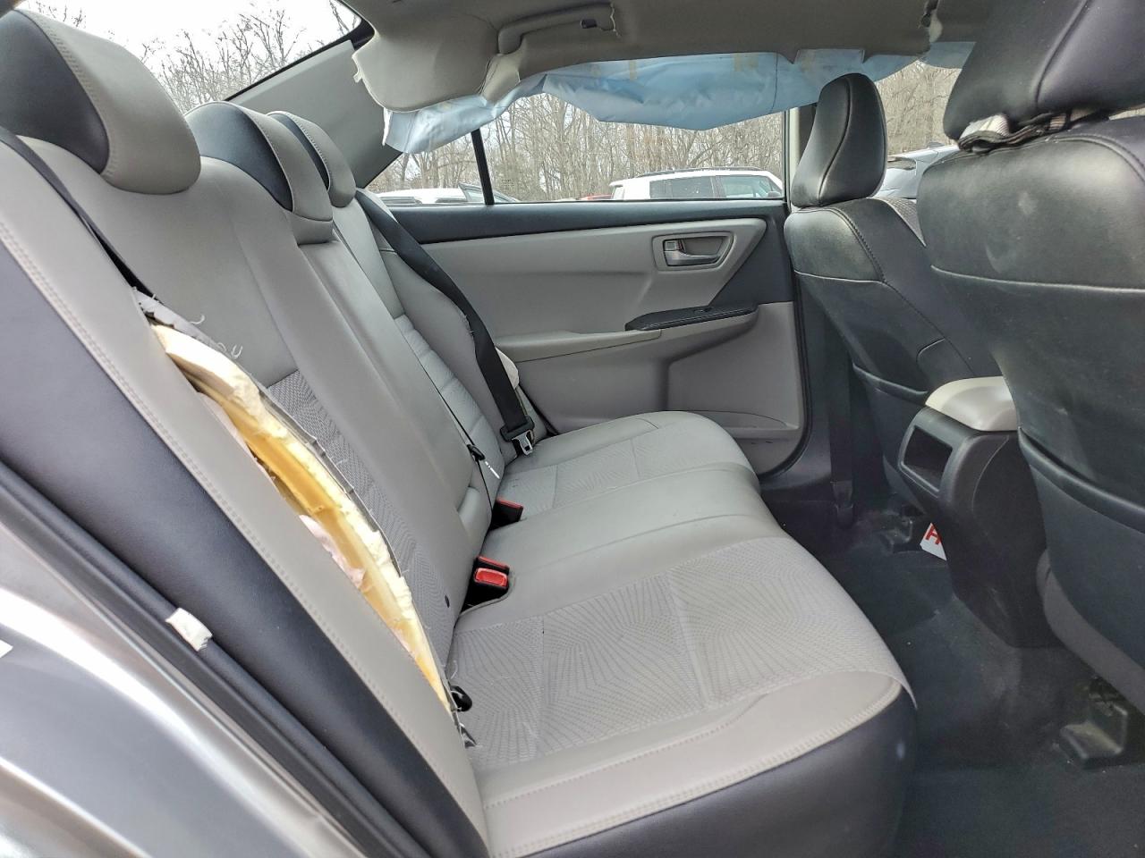 2017 TOYOTA CAMRY LE photo 19