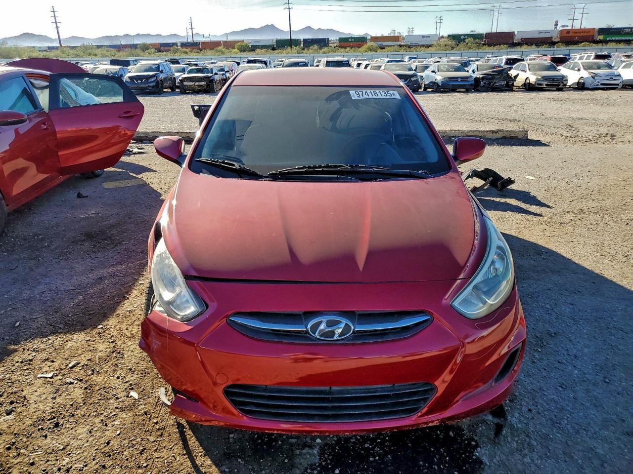 2017 HYUNDAI ACCENT SE photo 5