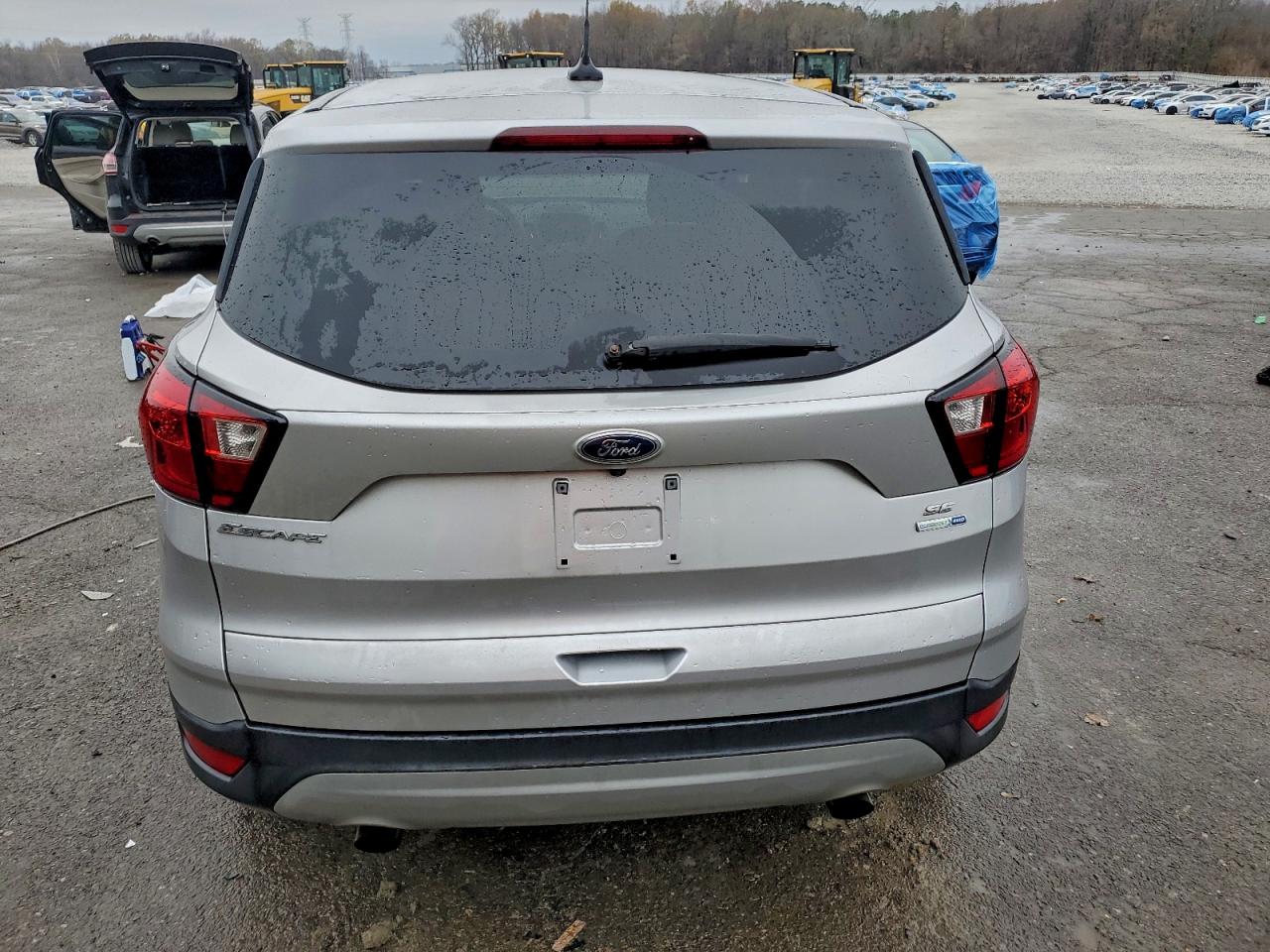 2019 FORD ESCAPE SE photo 6