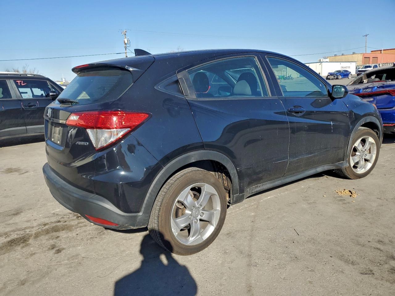 2021 HONDA HR-V LX photo 3
