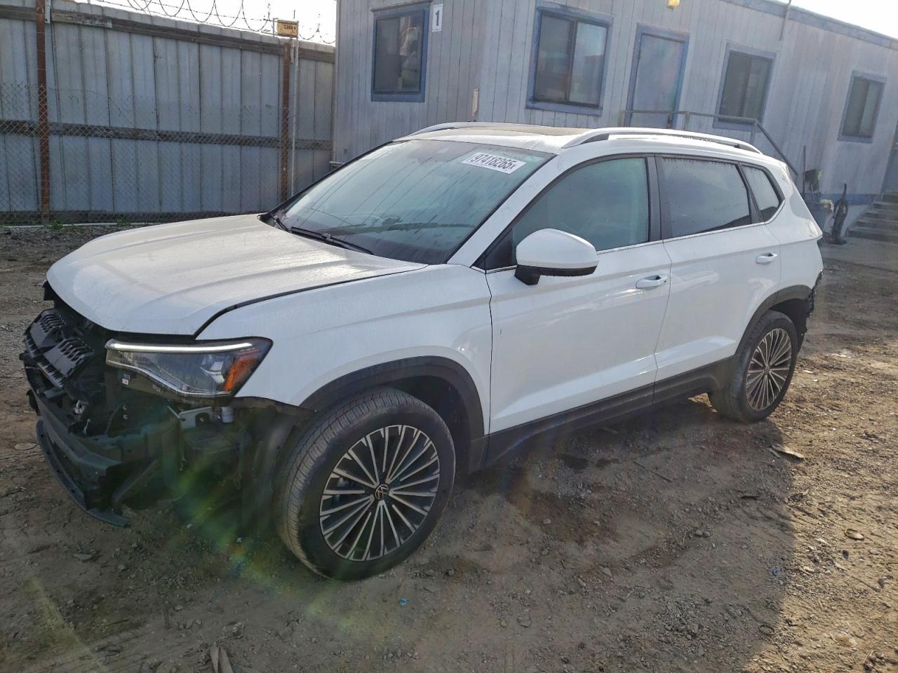 2025 VOLKSWAGEN TAOS
