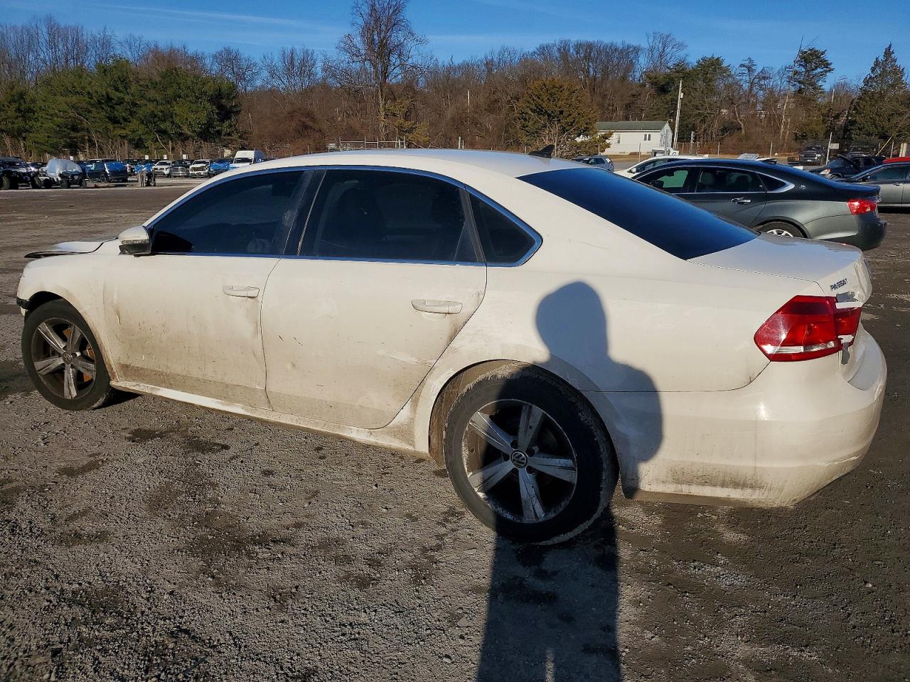 2012 VOLKSWAGEN PASSAT SE photo 2