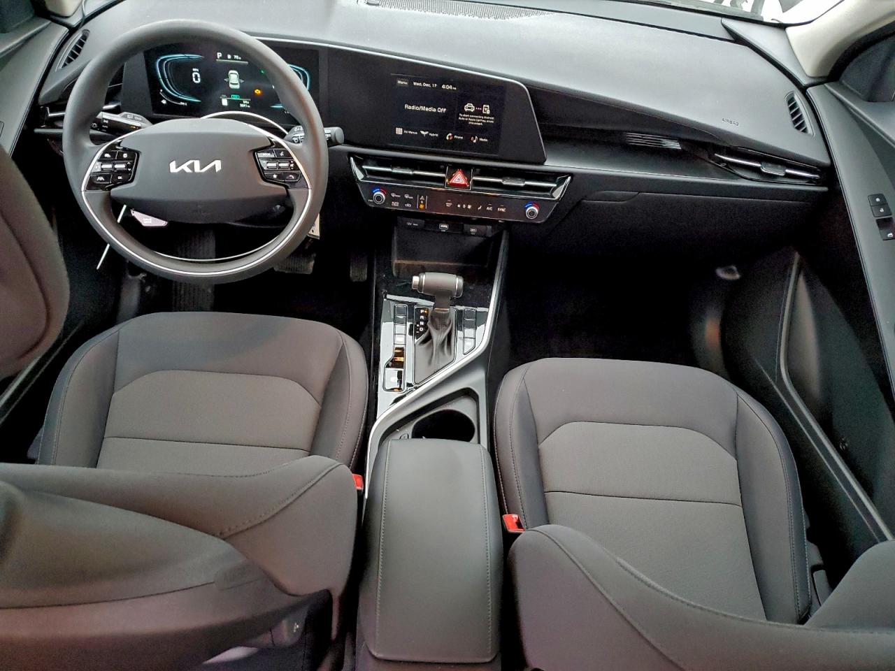 2025 KIA NIRO LX photo 15