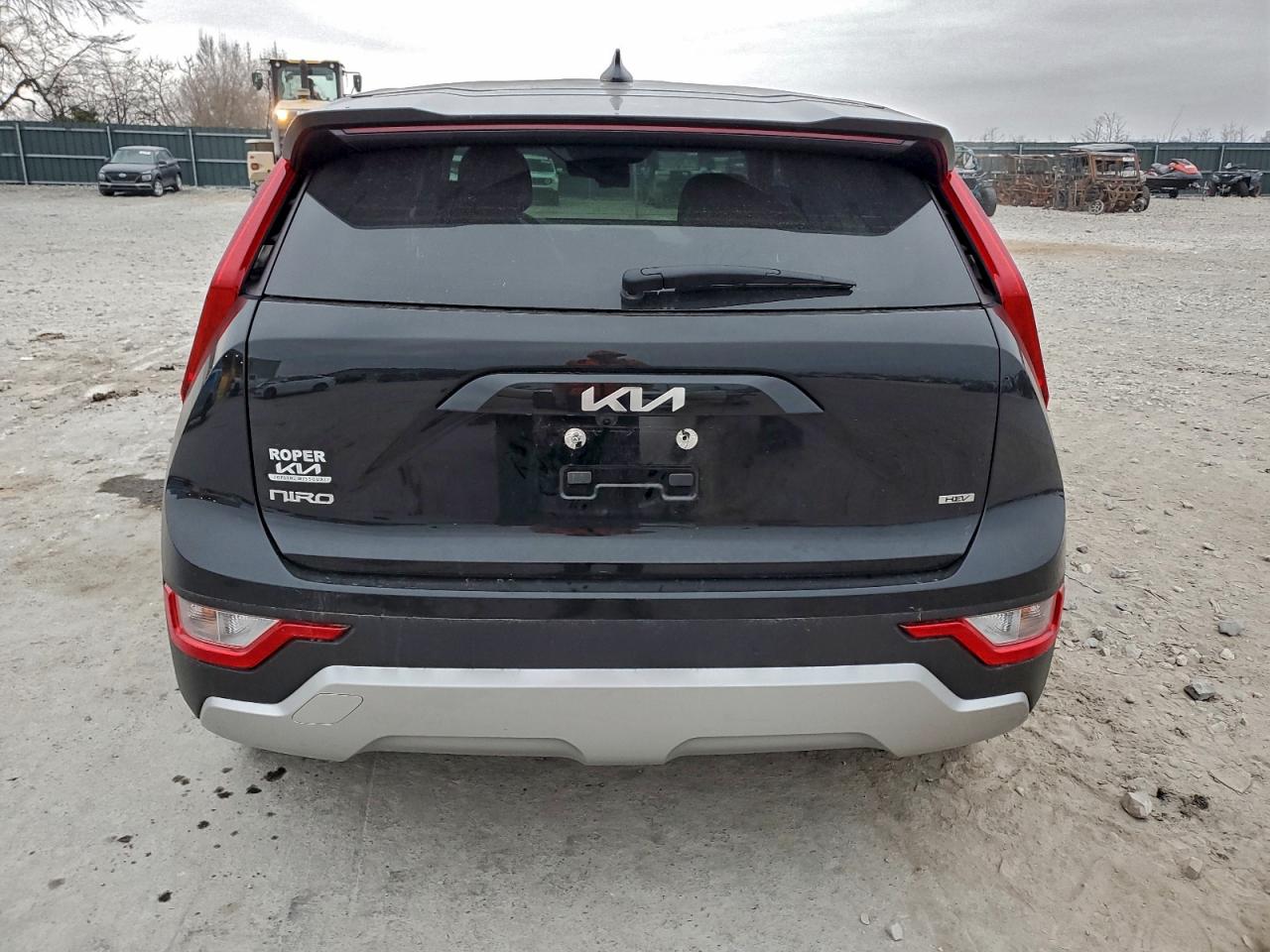 2025 KIA NIRO LX photo 11