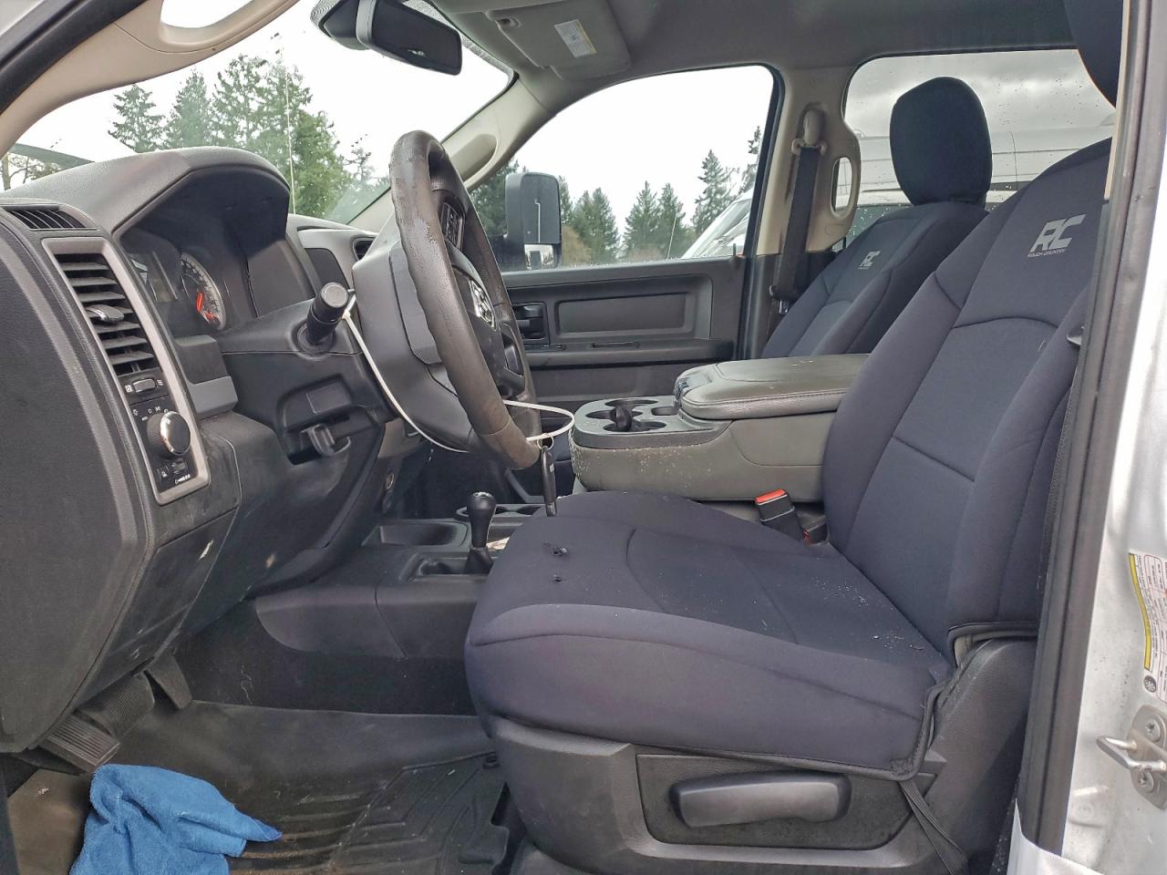 2018 RAM 2500 ST photo 19