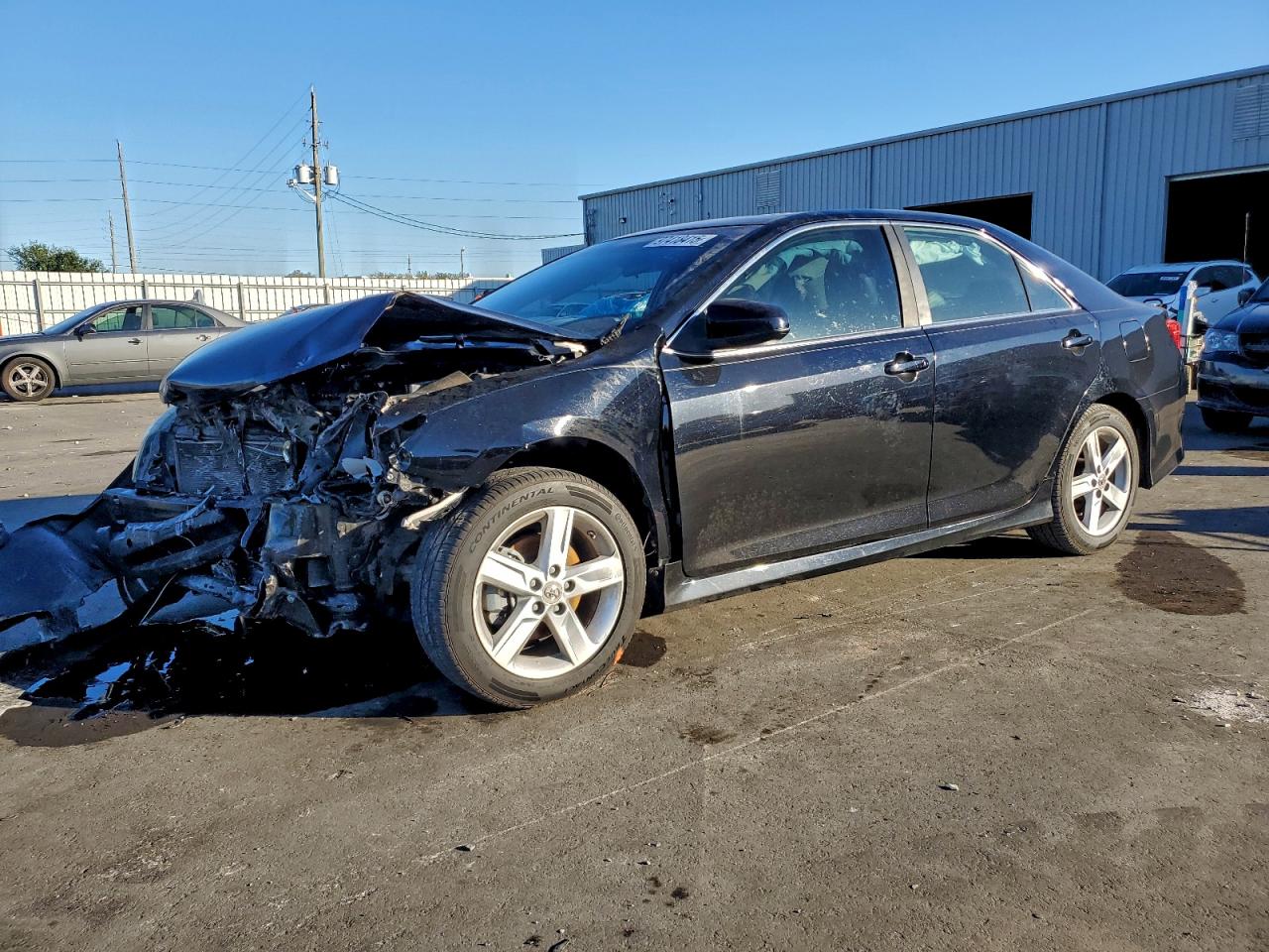 2012 TOYOTA CAMRY