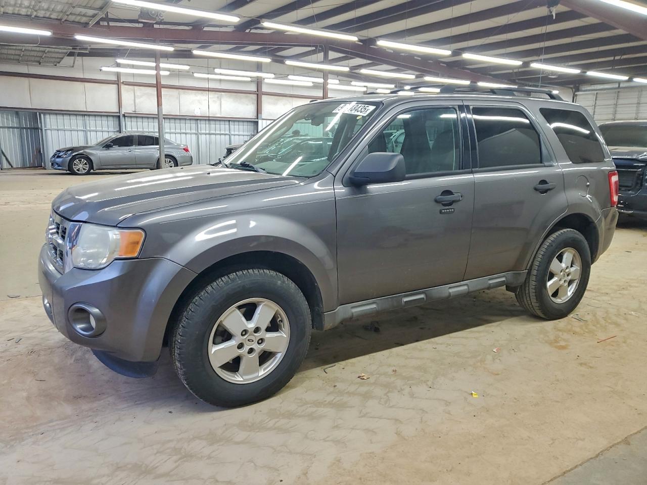 2010 FORD ESCAPE