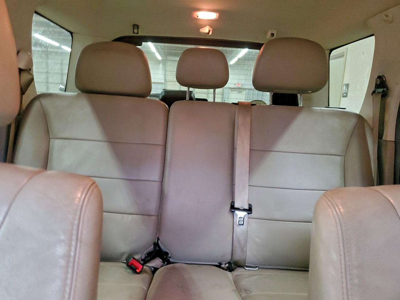 2010 FORD ESCAPE XLT photo 10