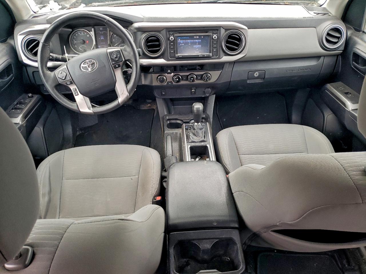 2017 TOYOTA TACOMA DOUBLE CAB photo 8