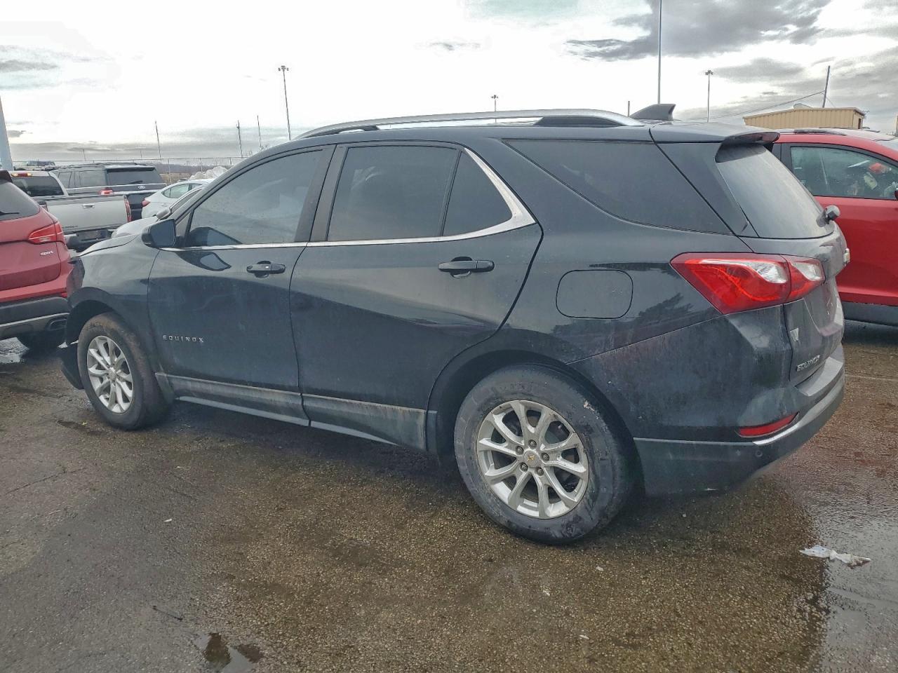 2021 CHEVROLET EQUINOX LT photo 2