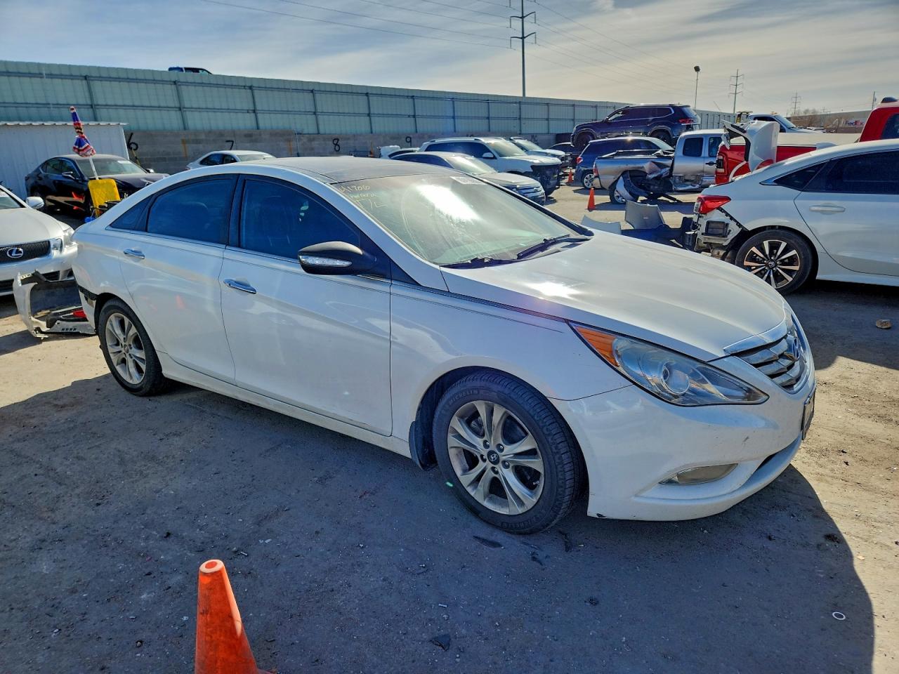 2013 HYUNDAI SONATA SE photo 4