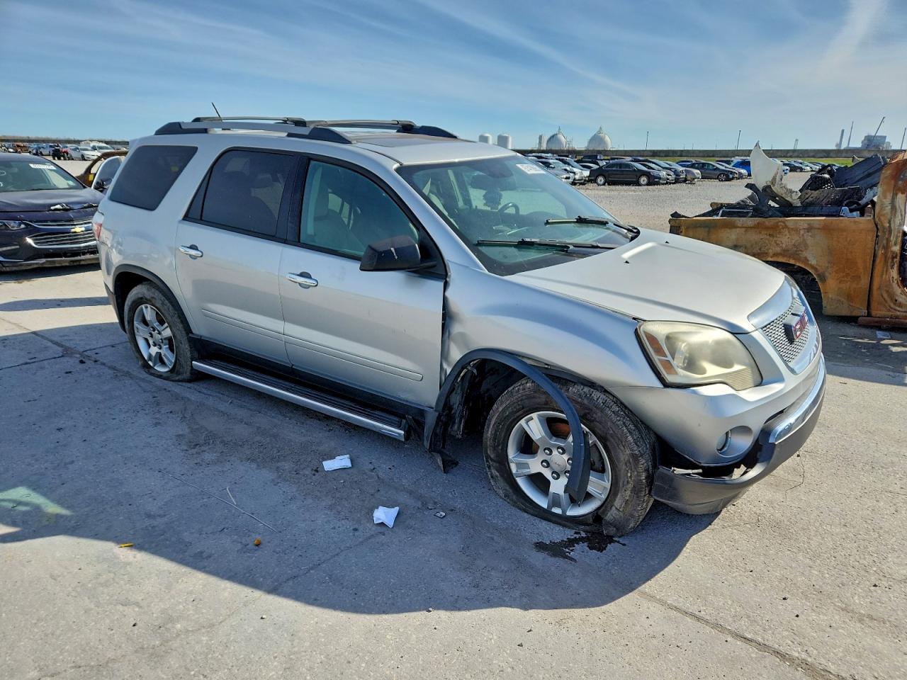 2011 GMC ACADIA SLE photo 4