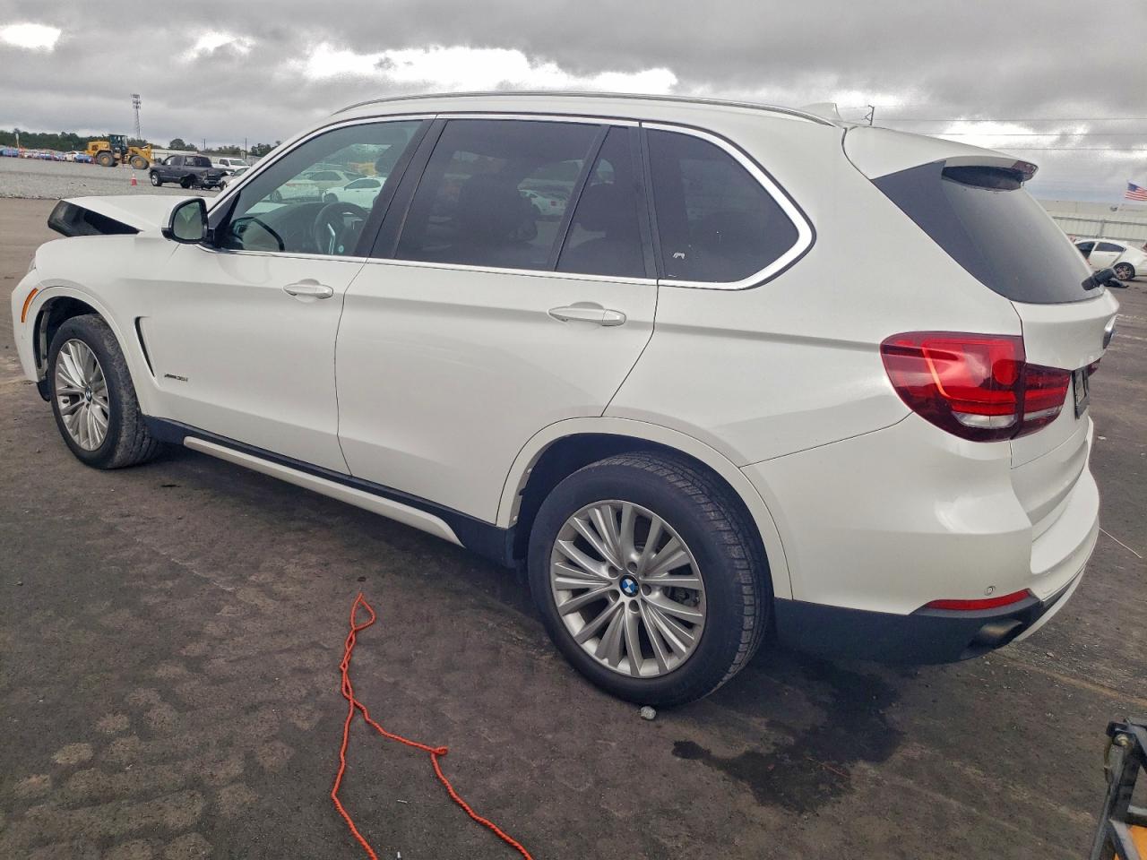 2017 BMW X5 XDRIVE35I photo 2