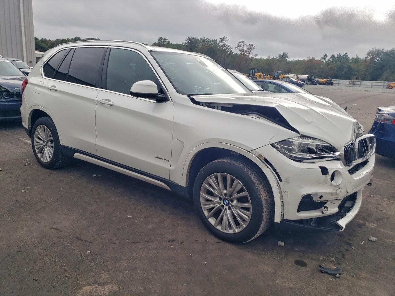 2017 BMW X5 XDRIVE35I photo 4