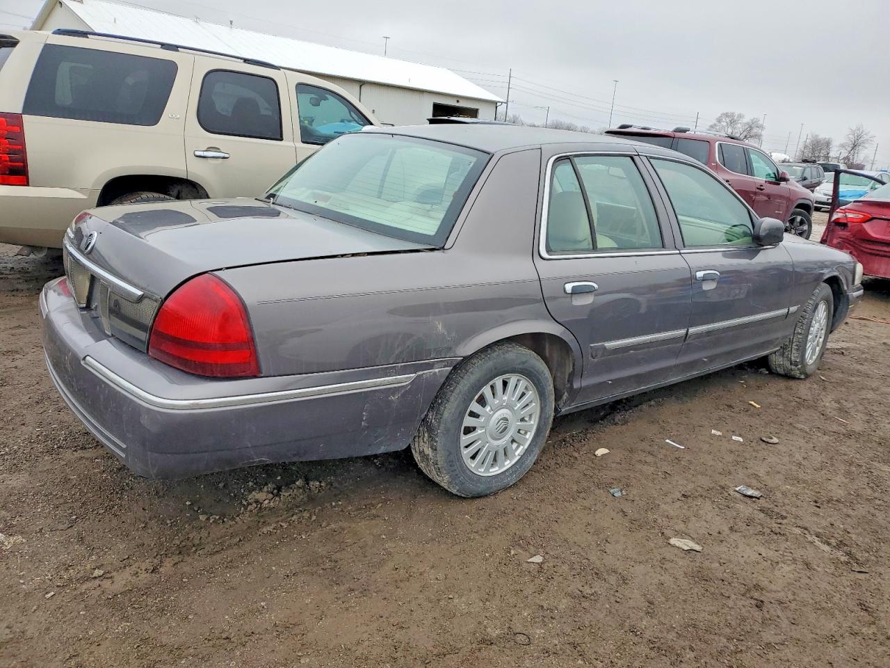 2008 MERCURY GRAND MARQUIS LS photo 5