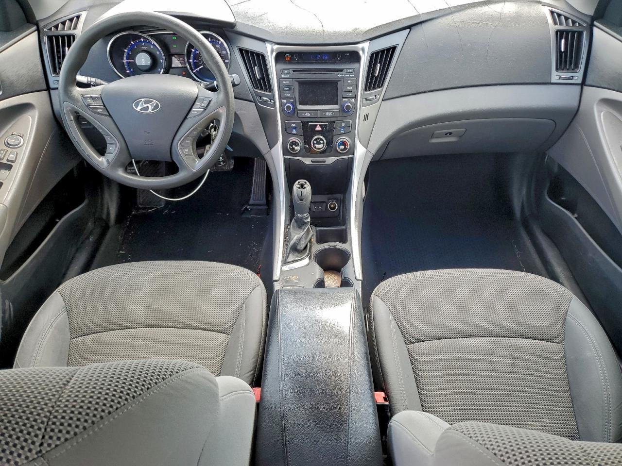 2014 HYUNDAI SONATA GLS photo 8