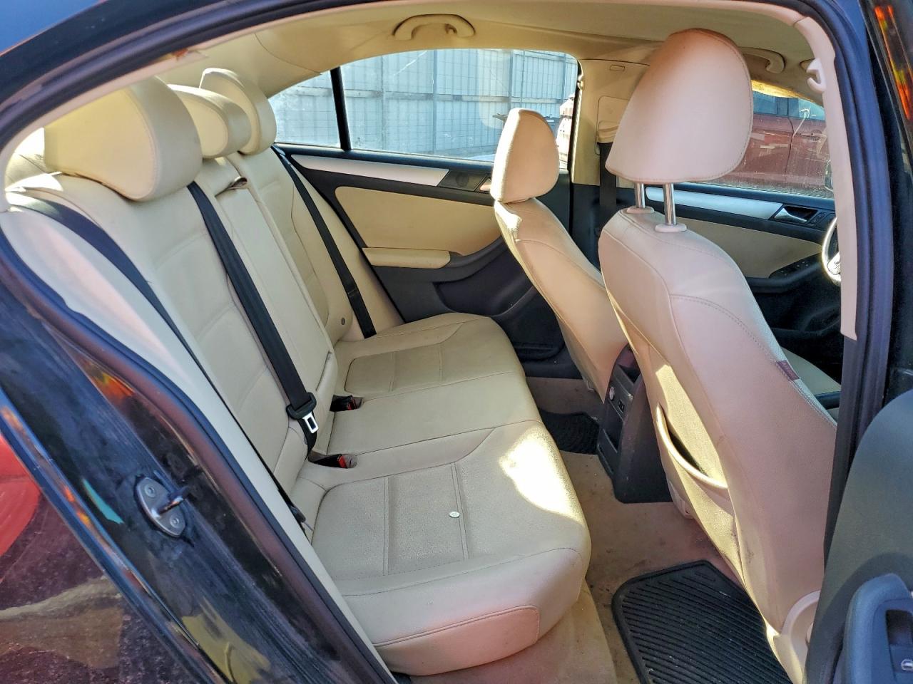 2011 VOLKSWAGEN JETTA SEL photo 19