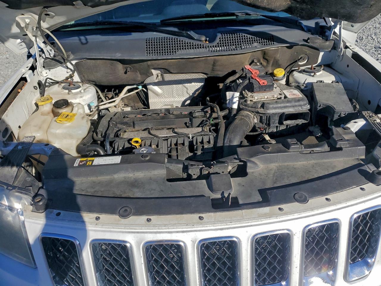 2016 JEEP COMPASS SPORT photo 12