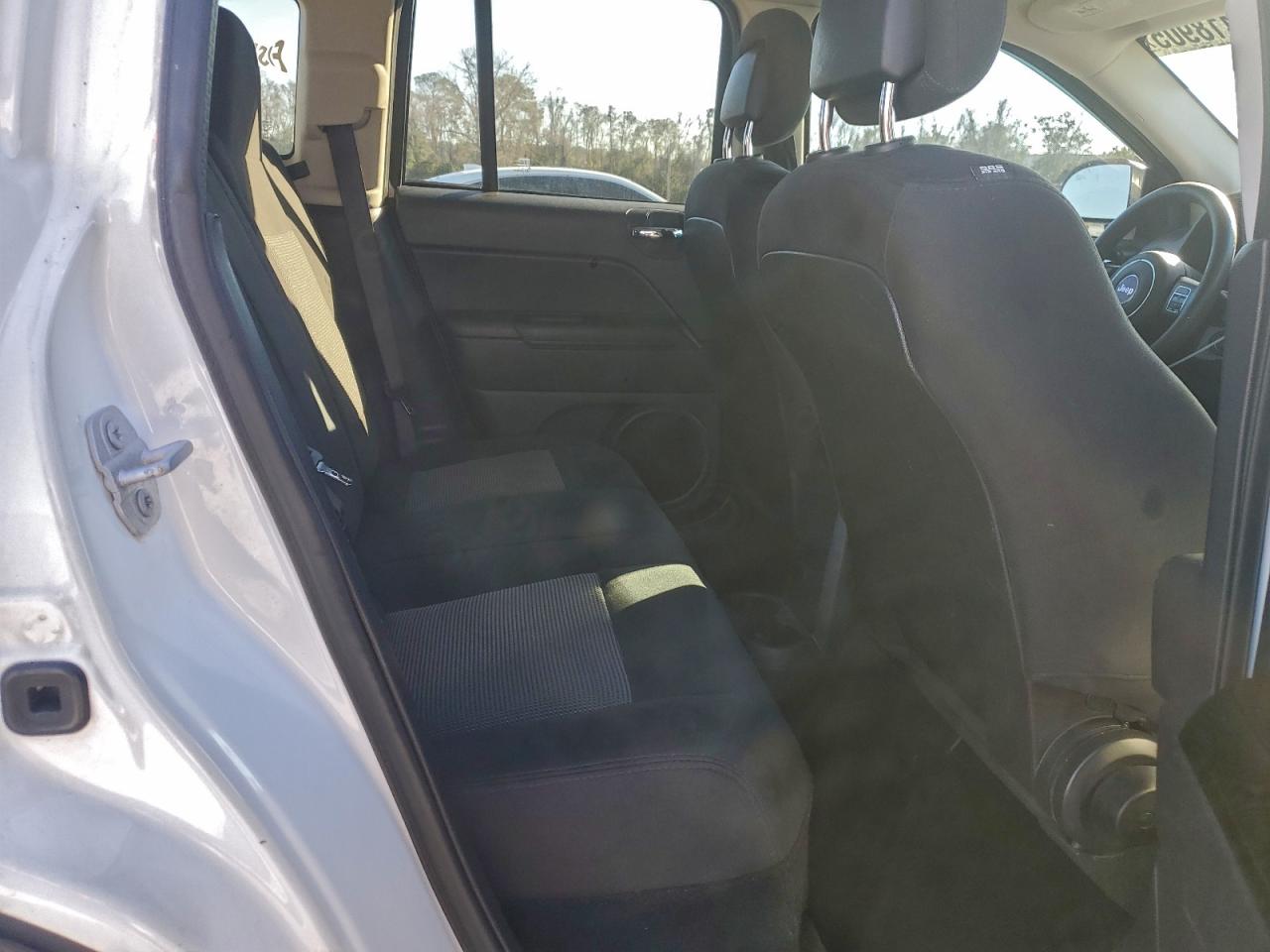 2016 JEEP COMPASS SPORT photo 11