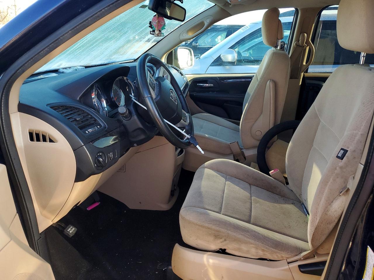 2013 DODGE GRAND CARAVAN photo 7