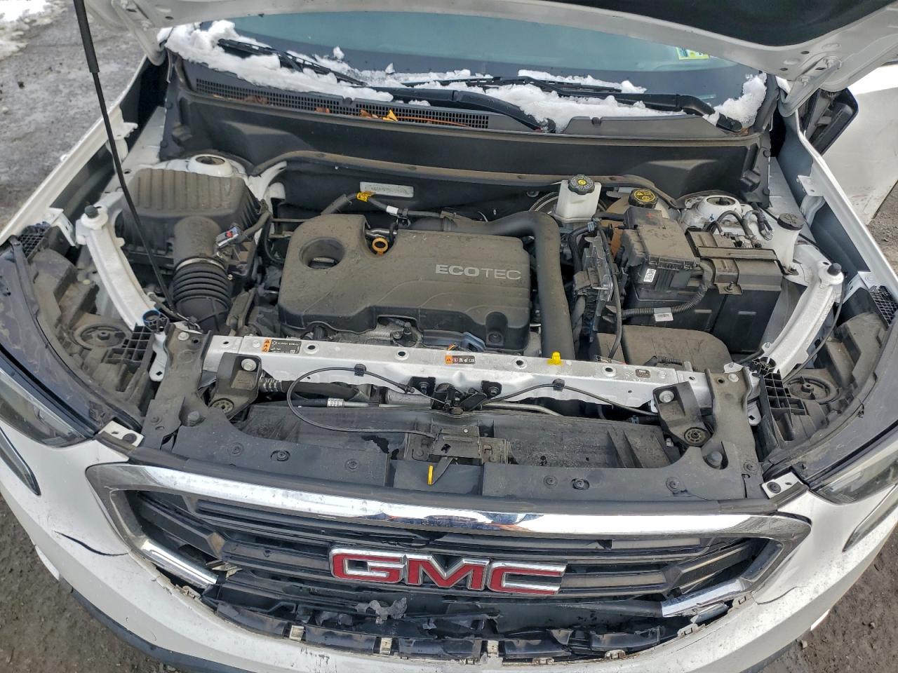 2020 GMC TERRAIN SLE photo 11