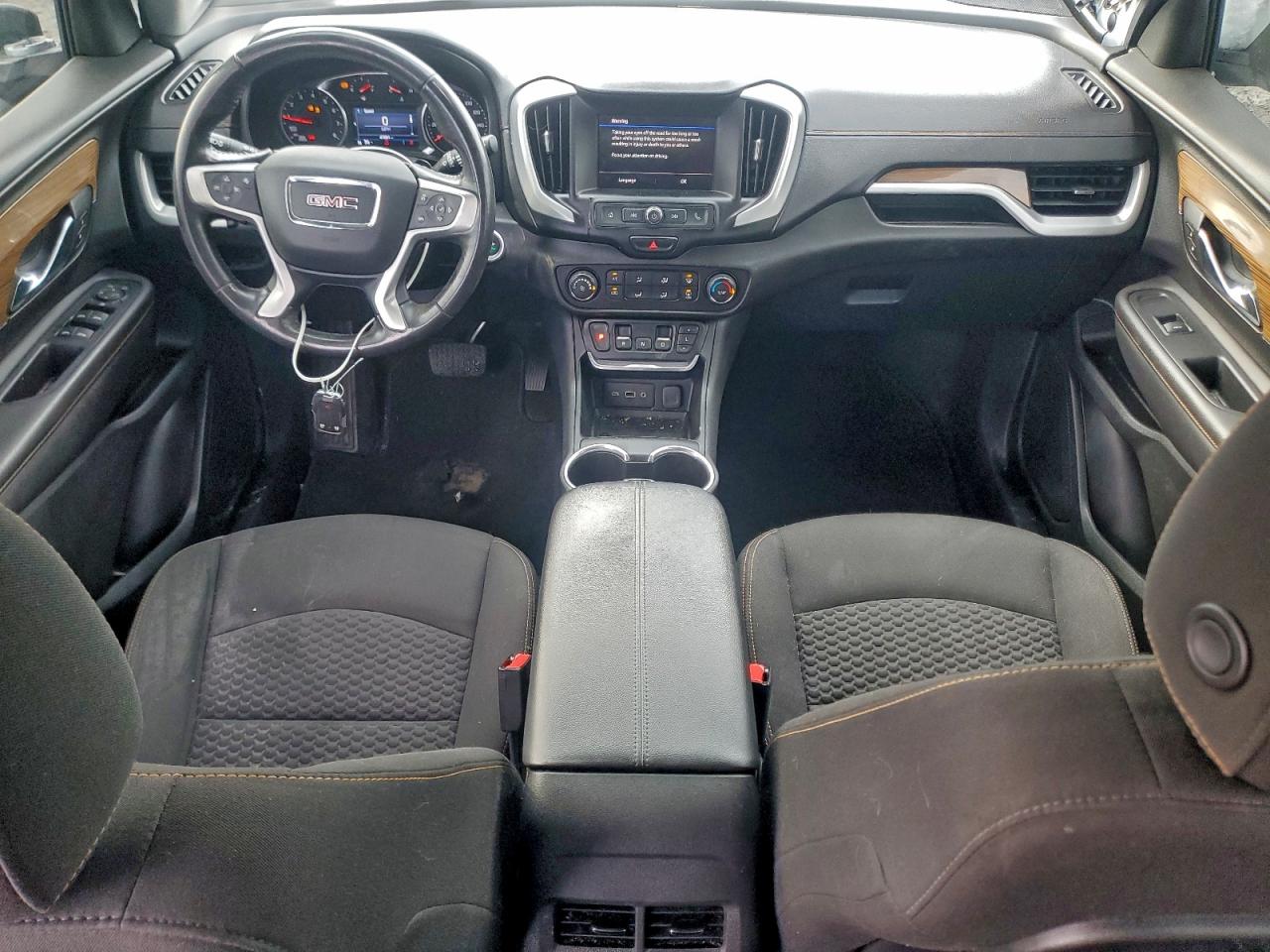 2020 GMC TERRAIN SLE photo 8