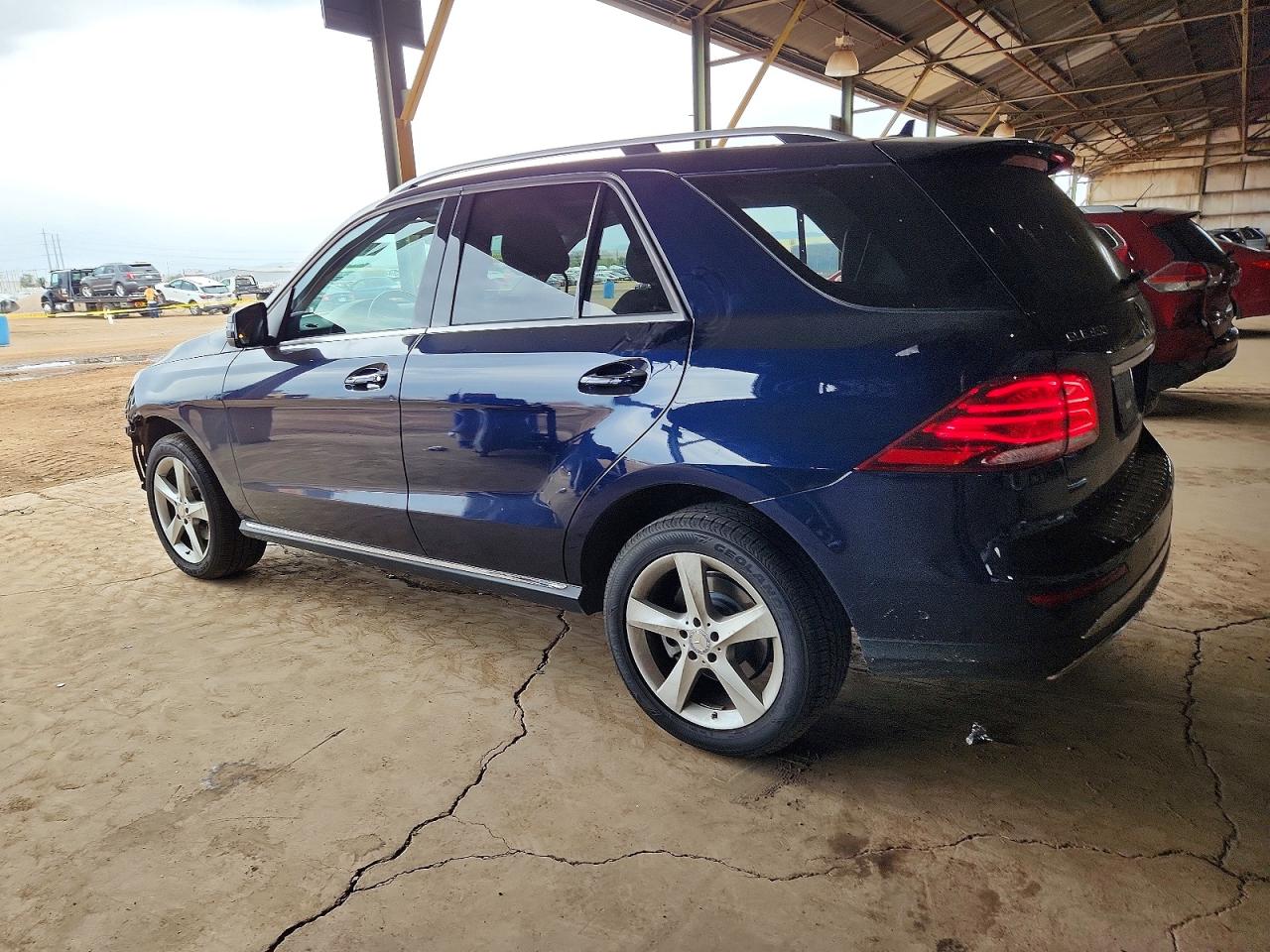 2017 MERCEDES-BENZ GLE 350 4MATIC photo 2