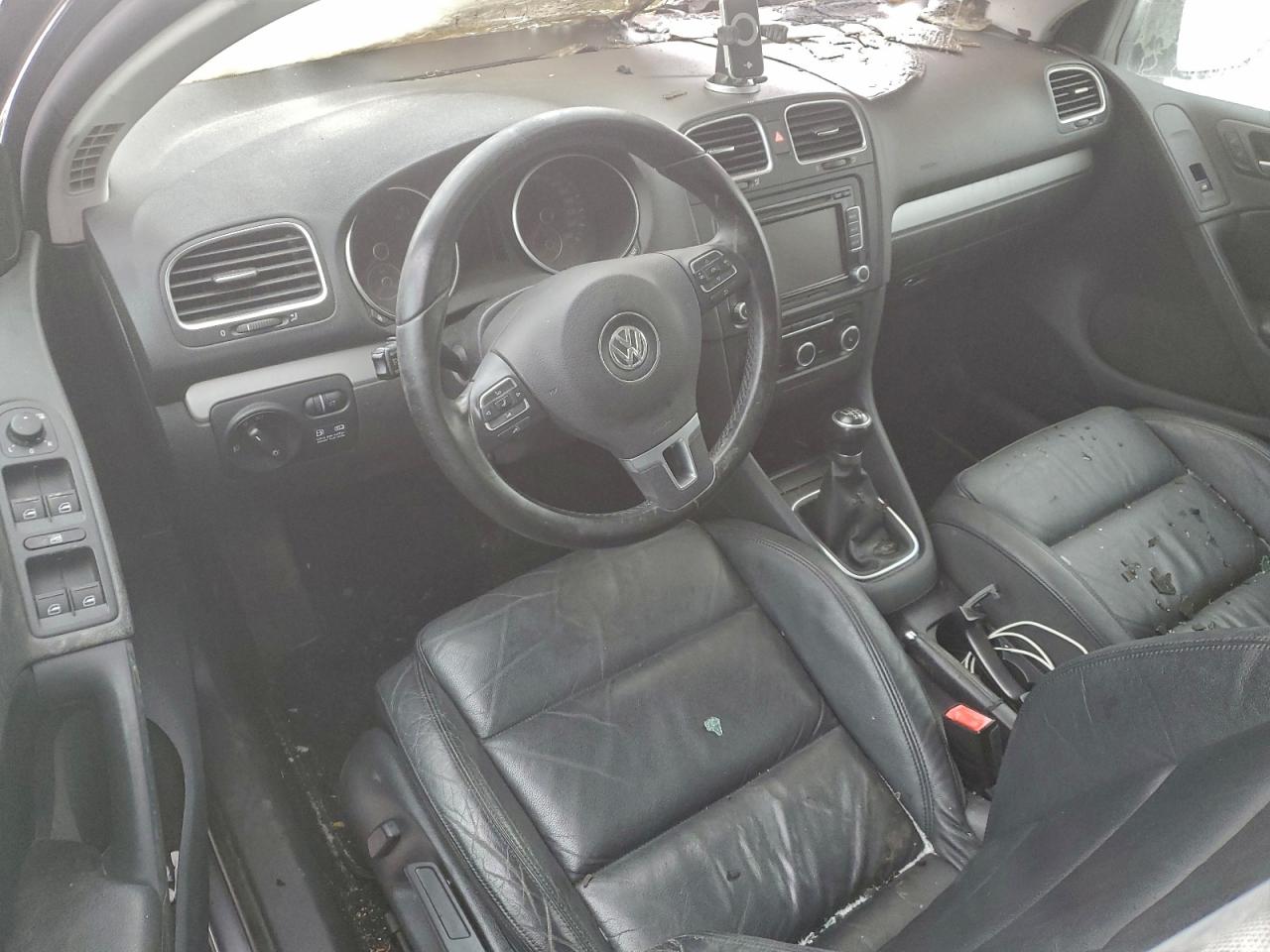 2011 VOLKSWAGEN GOLF photo 8
