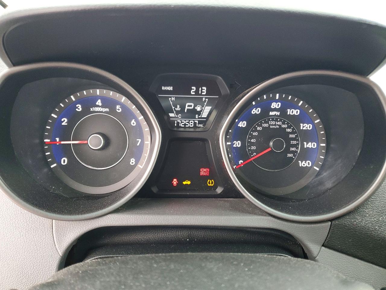 2014 HYUNDAI ELANTRA SE photo 9