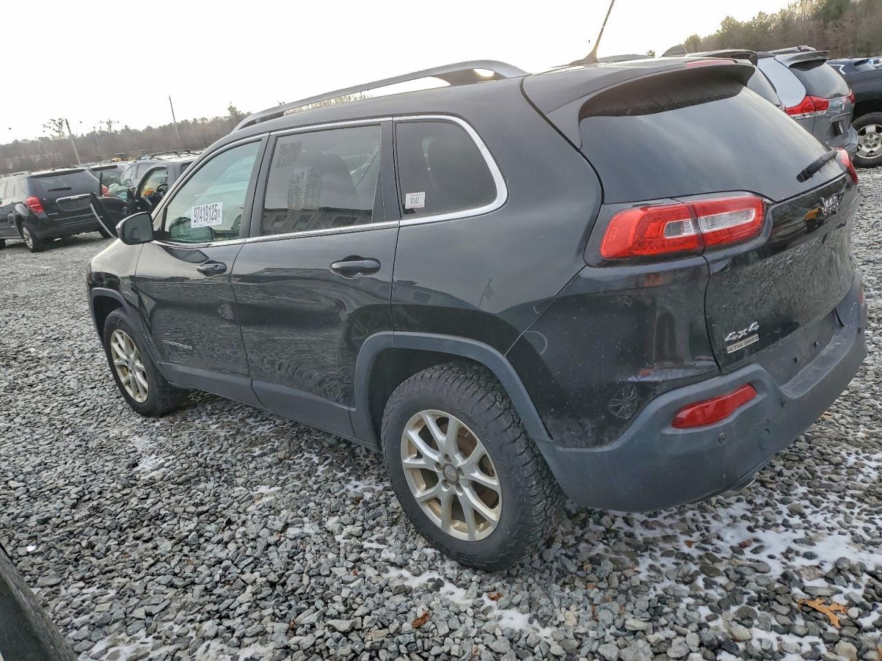 2014 JEEP CHEROKEE LATITUDE photo 2