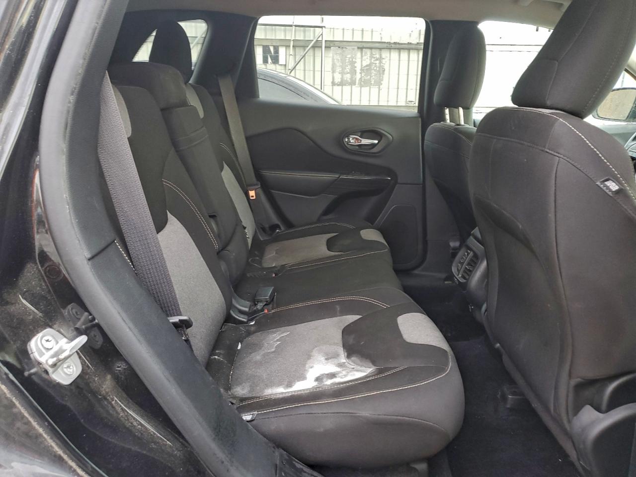2014 JEEP CHEROKEE LATITUDE photo 11