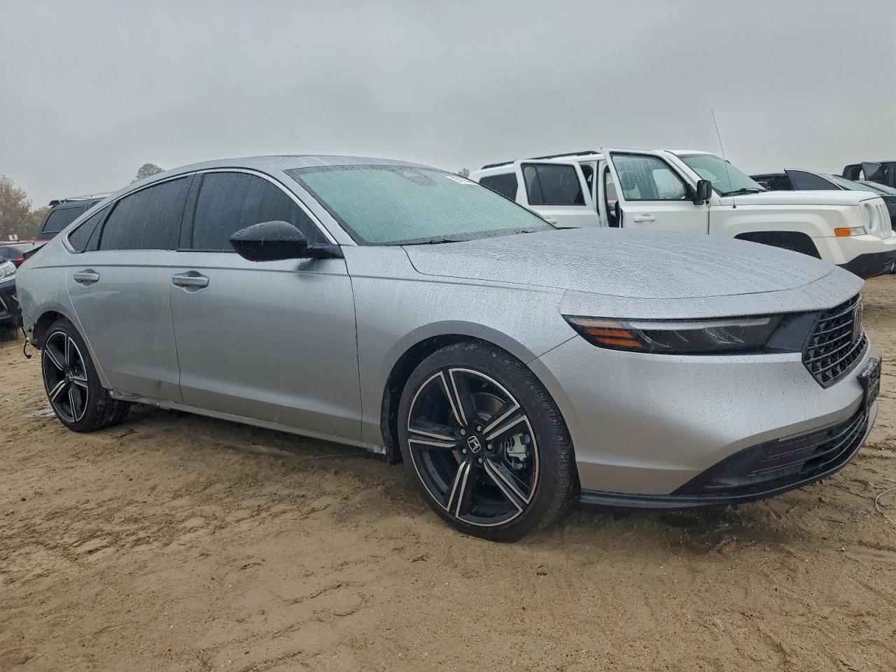 2025 HONDA ACCORD HYBRID SPORT photo 4