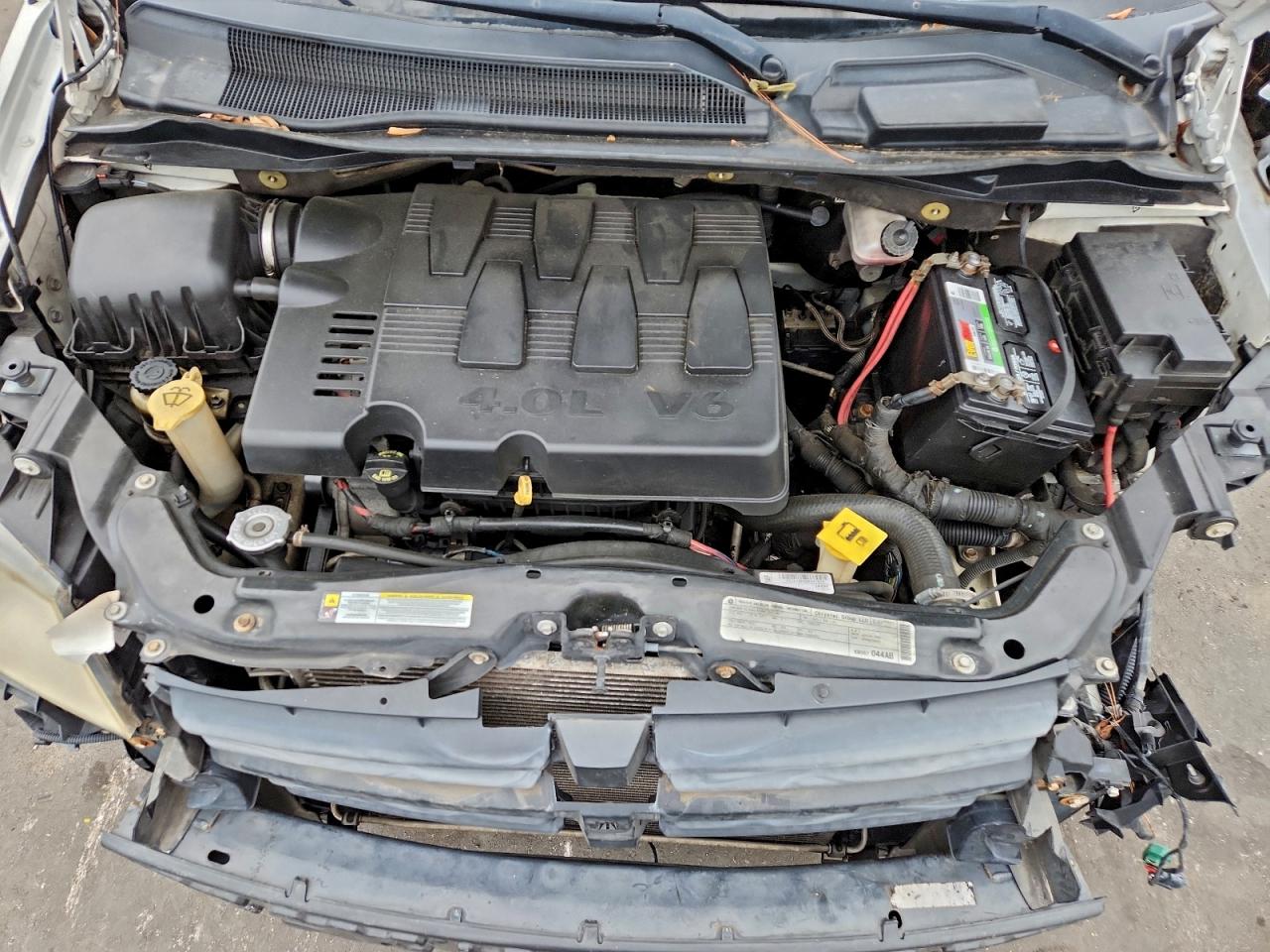 2010 DODGE GRAND CARAVAN SXT photo 12