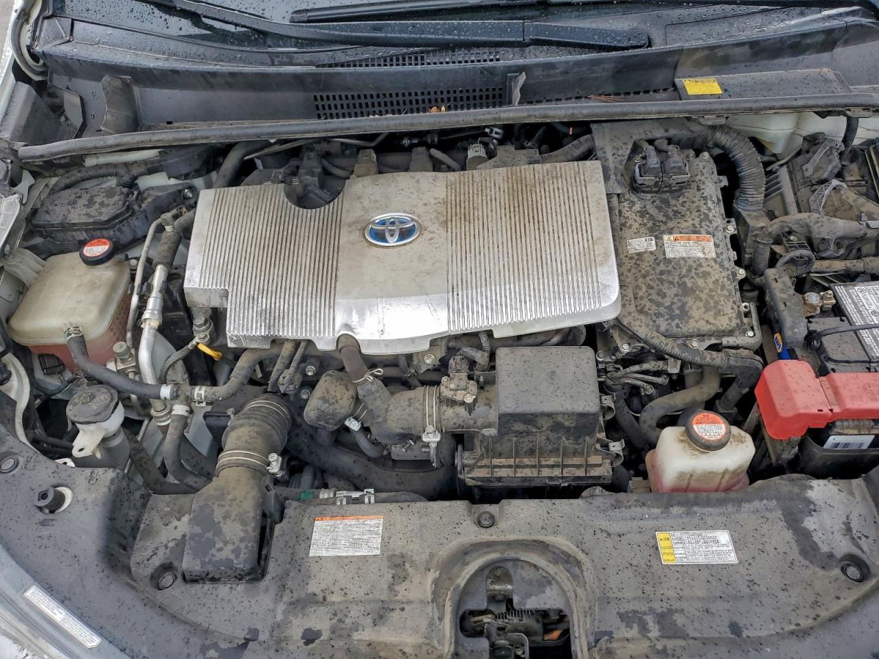 2016 TOYOTA PRIUS photo 11
