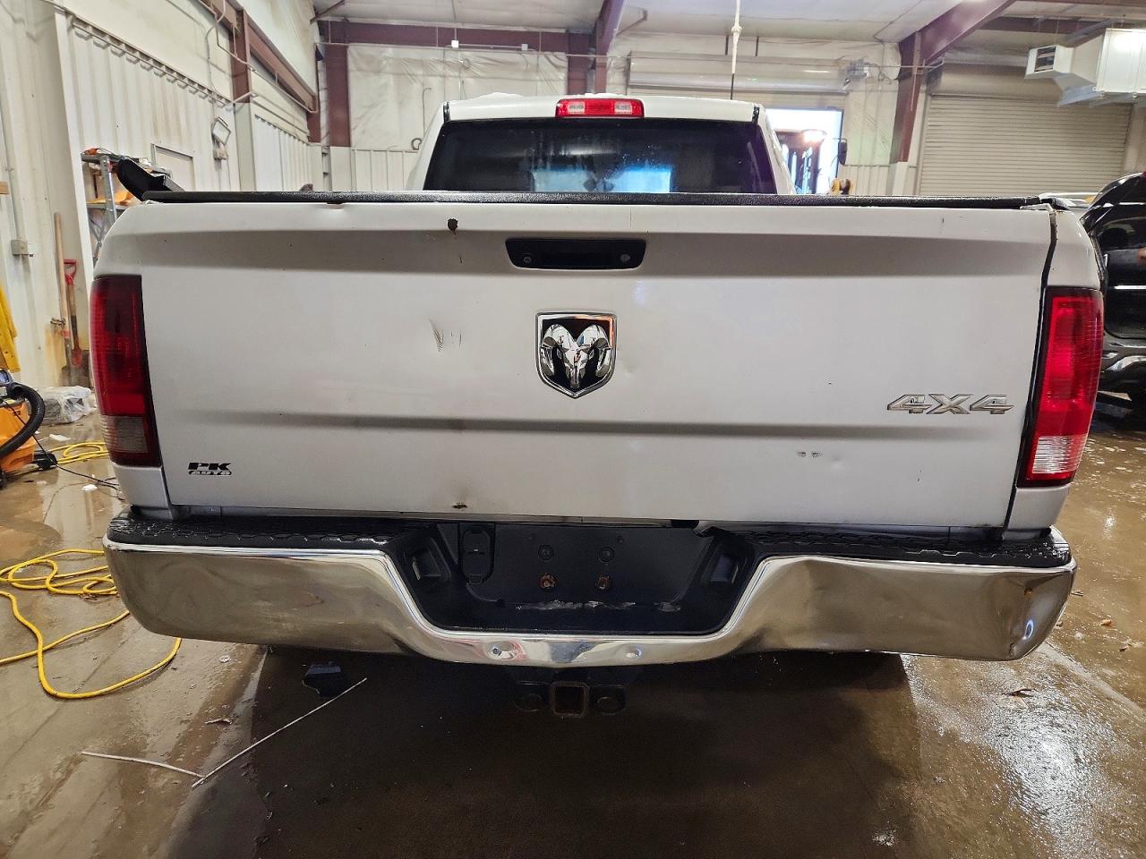 2015 RAM 1500 ST photo 6