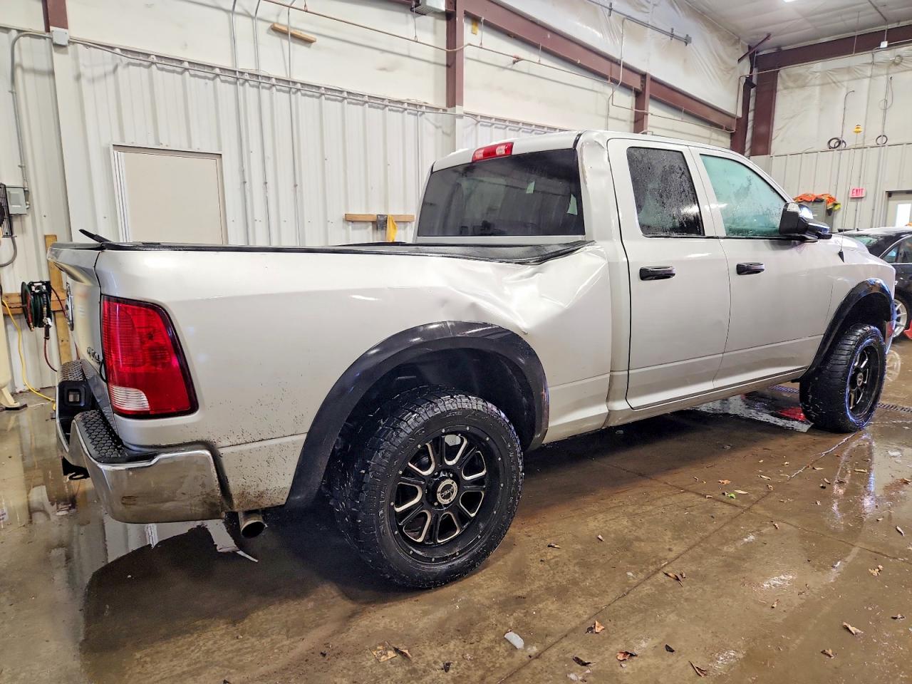 2015 RAM 1500 ST photo 3