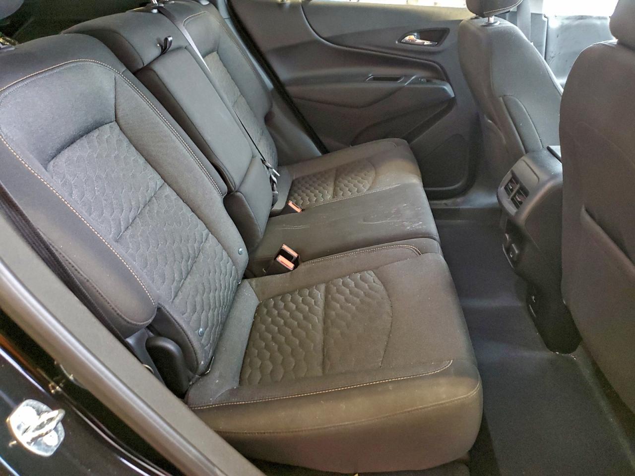 2018 CHEVROLET EQUINOX LT photo 10